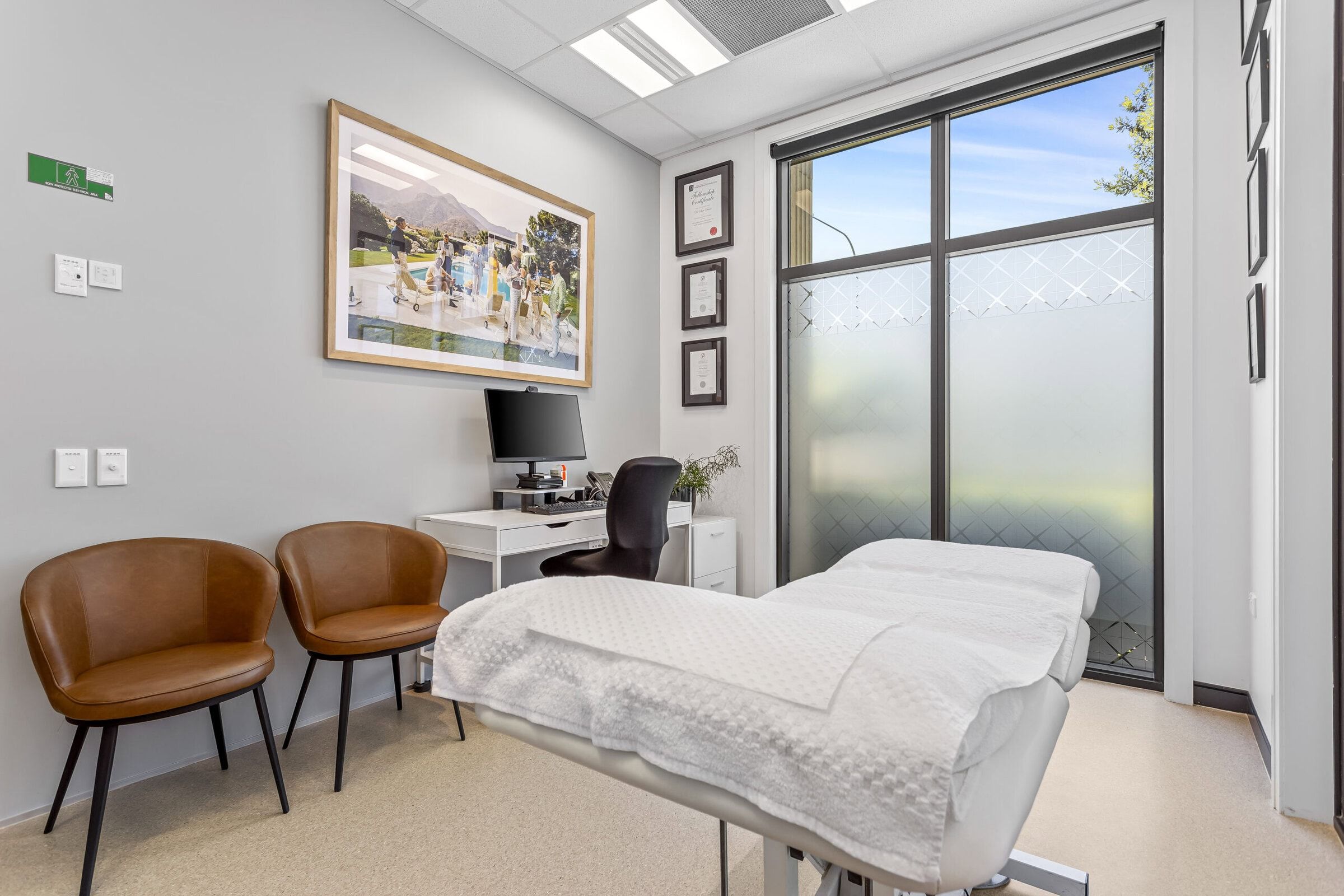 The cometic medicine treatment room at Palm Clinic in Parnell, Auckland